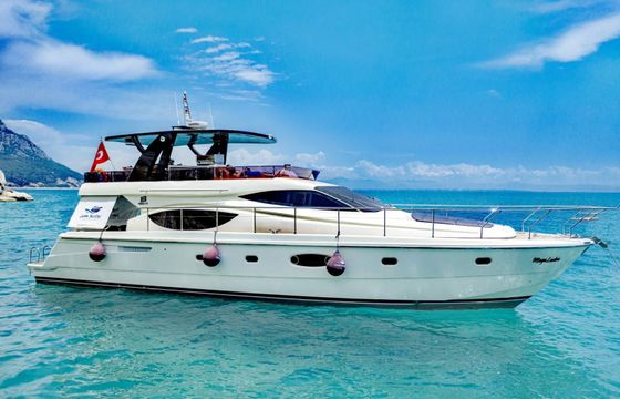 2010, Ferretti 550 Mega Ladon